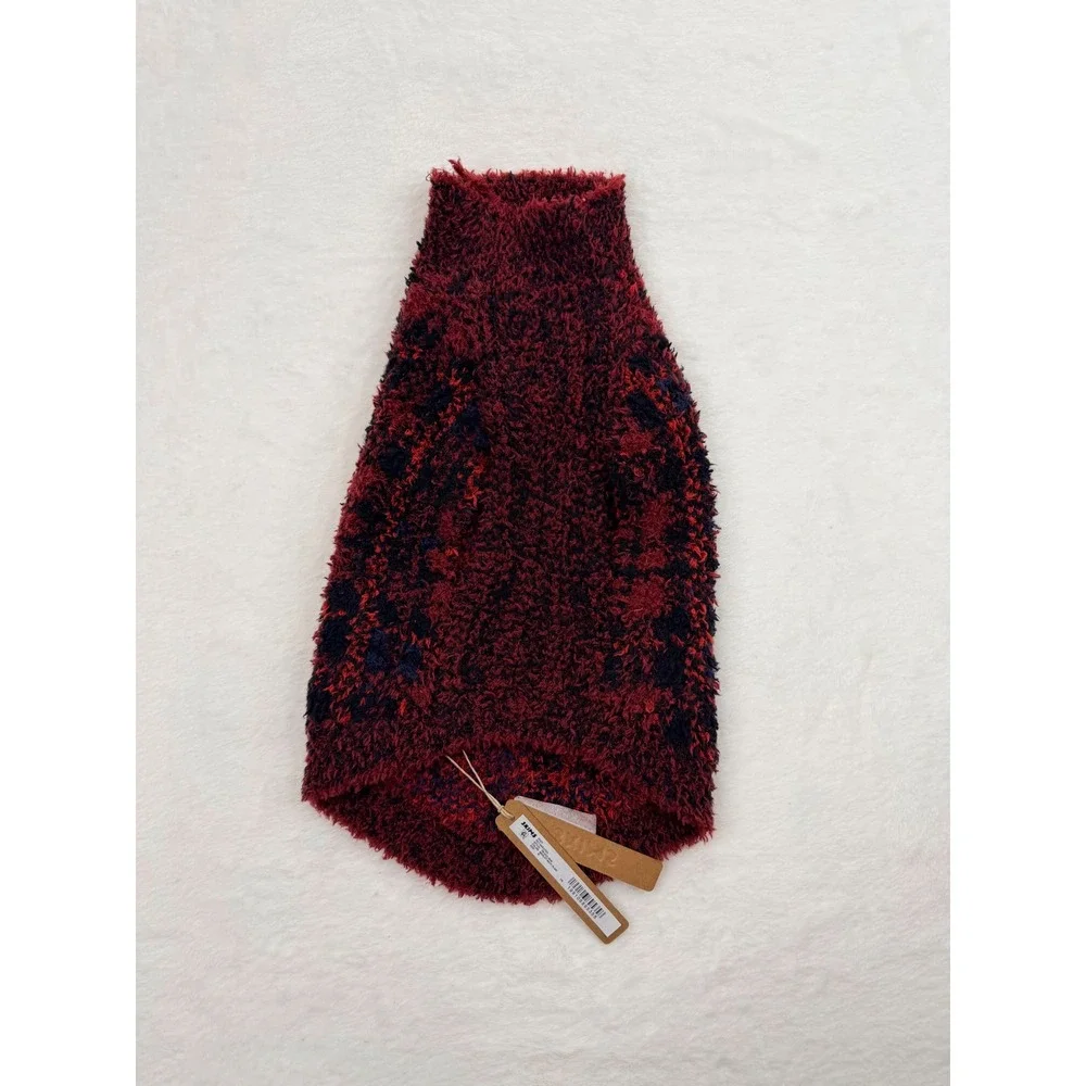 SKIMS Cozy Pet Sweater Merlot Navy Plaid Boucle Knit TB-ACC-4548 Size M NWT